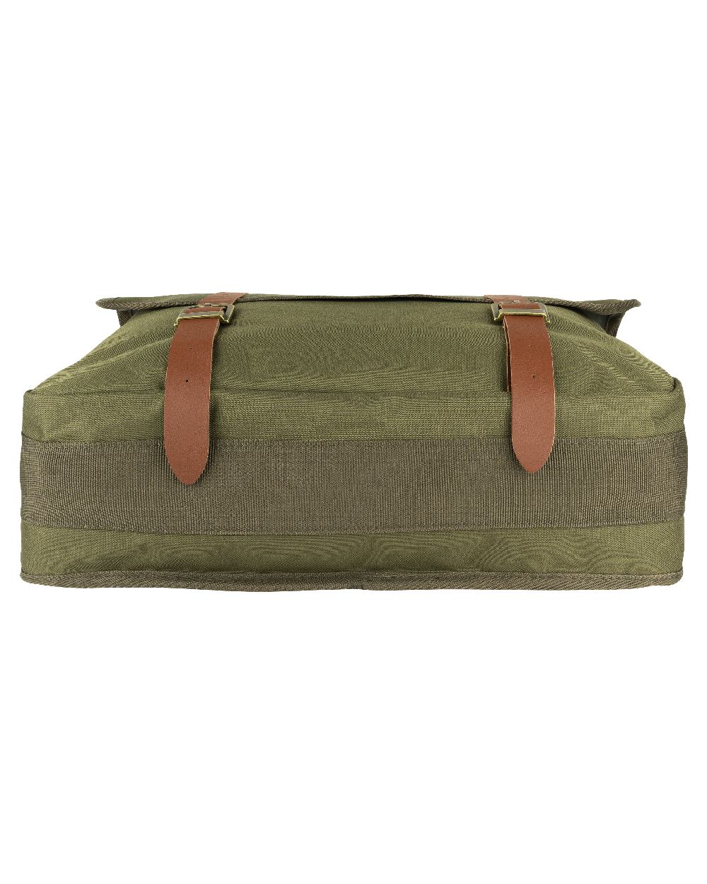 Green coloured Jack Pyke Dog Bag on white background #colour_green