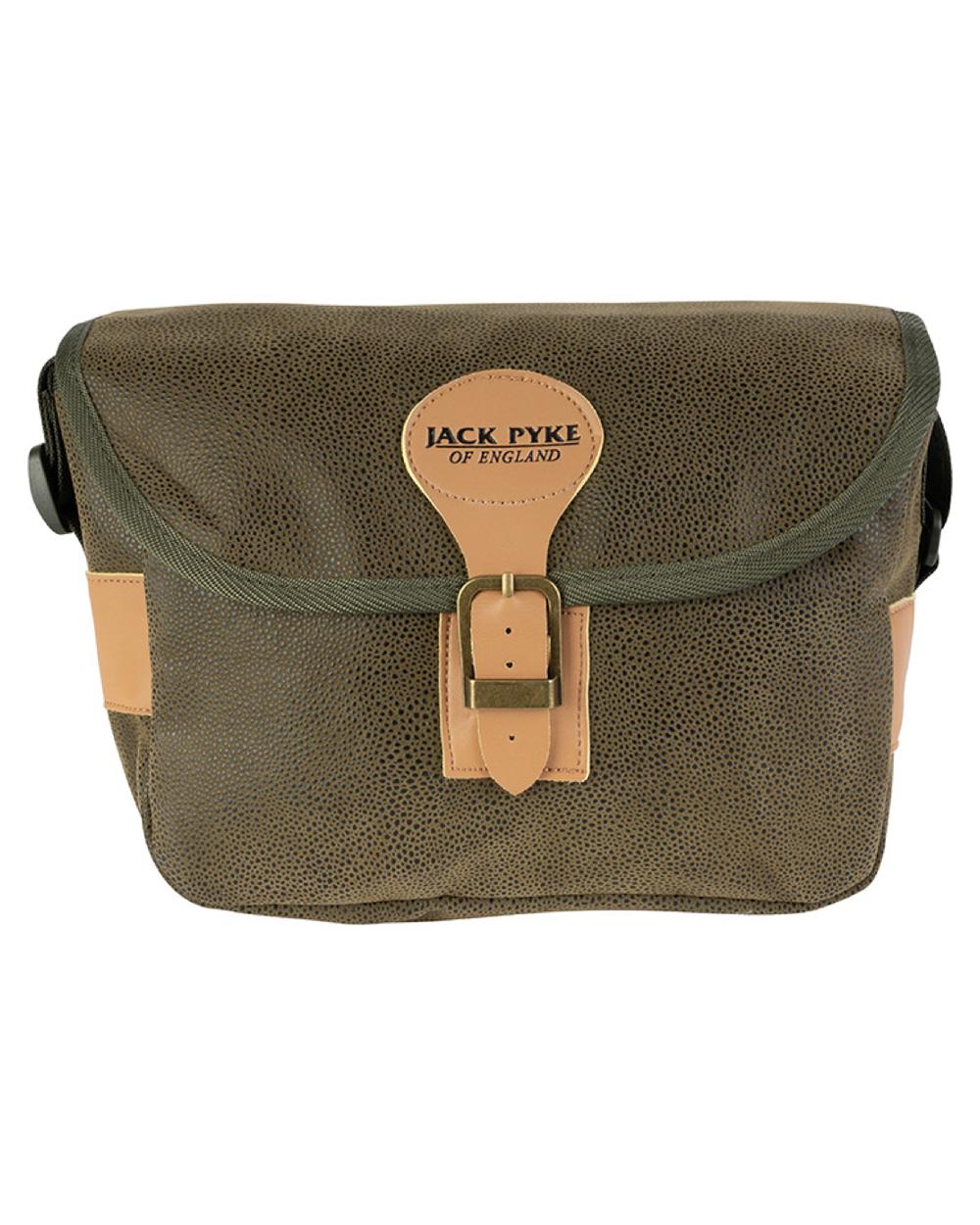 Green coloured Jack Pyke Duotex Cartridge Bag on white background #colour_green