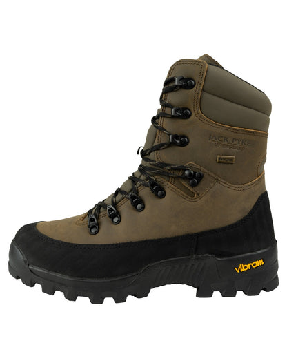 Brown coloured Jack Pyke Hunters Boots on white background #colour_brown