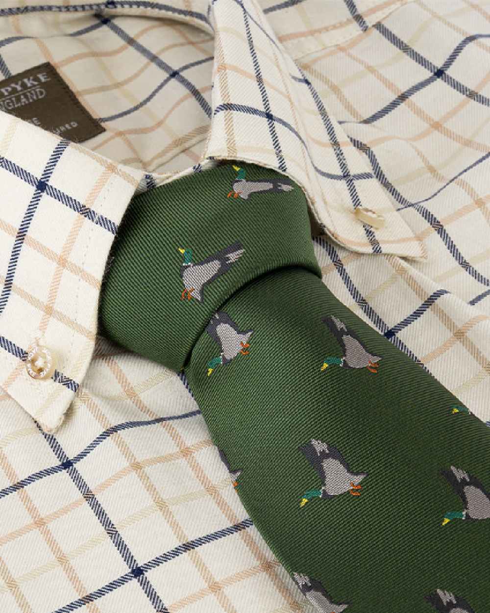 Green coloured Jack Pyke Shooting Tie Duck on white background #colour_green