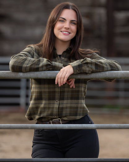 Green coloured Jack Pyke Womens Bleasdale Heavy Flannel Shirt on blurry background #colour_green