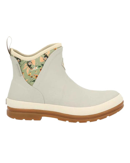 Pressed Floral Print Coloured Muck Boots Womens Originals Pull-On Ankle Boots on white background #colour_pressed-floral-print