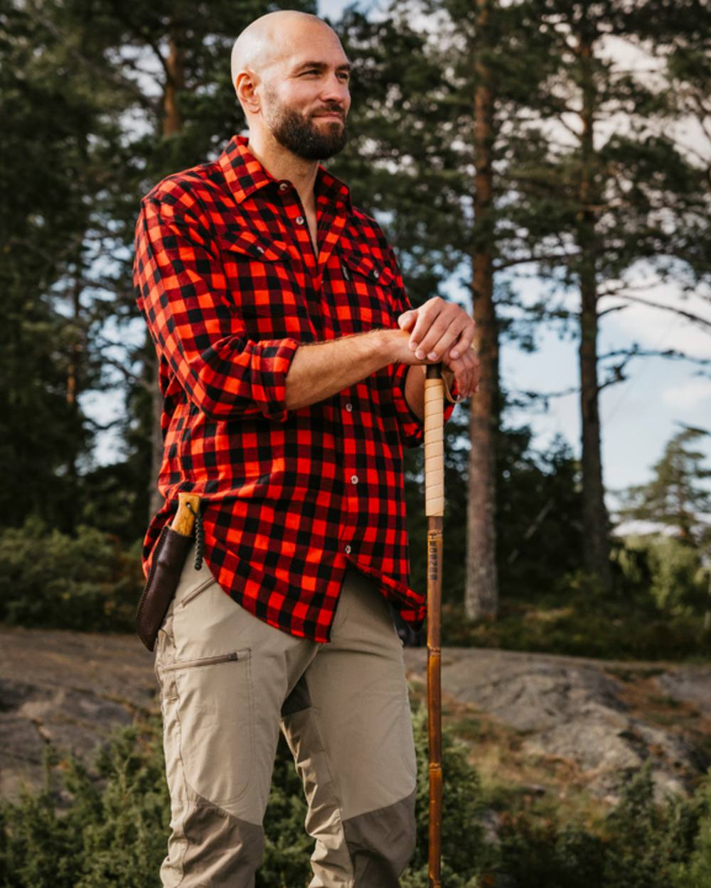Mole Brown Coloured Pinewood Mens Abisko Brenton Trousers on forest background #colour_mole-brown