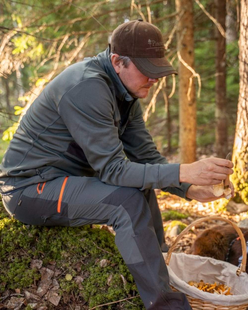 Urban Grey Dark Anthracite Coloured Pinewood Mens Abisko Brenton Trousers on forest background #colour_urban-grey-dark-anthracite