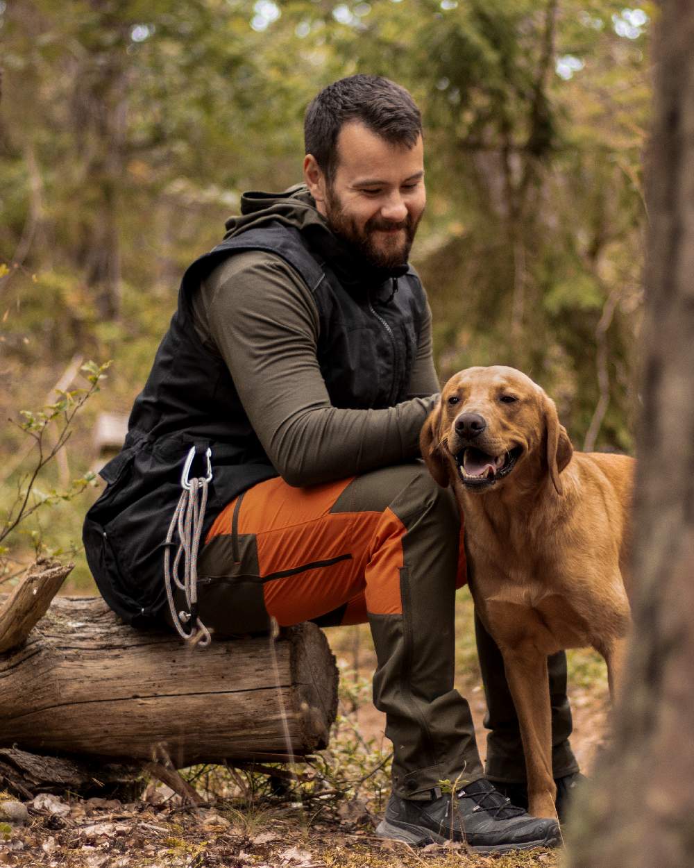 Black Coloured Pinewood Mens Dog Sports Trainer Vest on outdoor background #colour_black