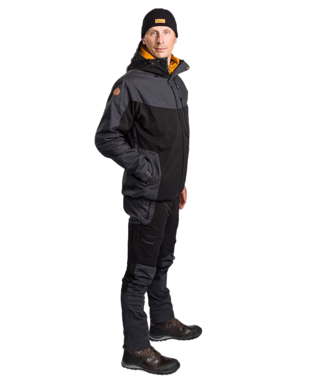 Black Dark Anthracite Coloured Pinewood Mens Finnveden Hybrid Extreme Jacket on white background #colour_black-dark-anthracite