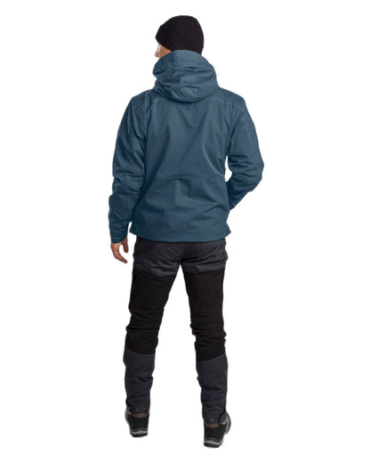 Dark Dive Coloured Pinewood Mens Finnveden Hybrid Extreme Jacket on white background #colour_dark-dive