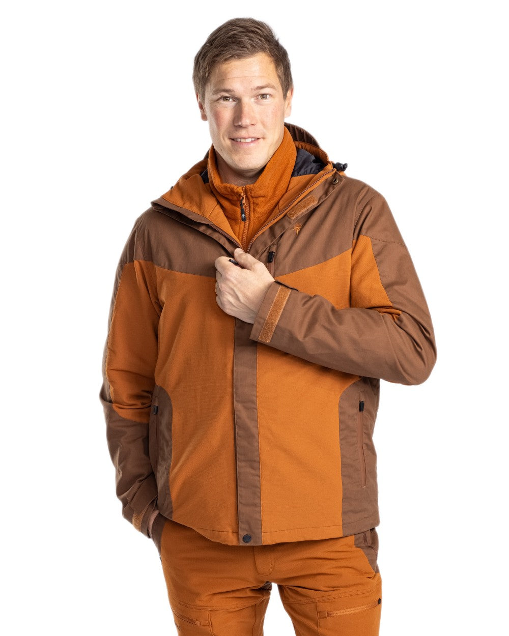 Fudge Nougat Coloured Pinewood Mens Finnveden Hybrid Extreme Jacket on white background #colour_fudge-nougat