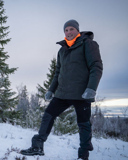 Black Dark Anthracite Coloured Pinewood Mens Finnveden Hybrid Extreme Trousers on snow background #colour_black-dark-anthracite