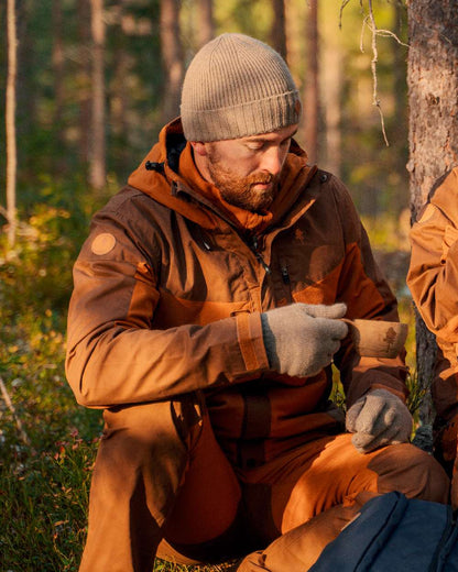 Fudge Nougat Coloured Pinewood Mens Finnveden Hybrid Extreme Trousers on forest background #colour_fudge-nougat