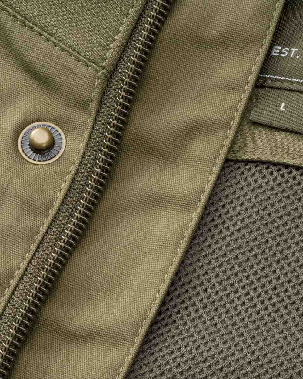 Hunting Olive Coloured Pinewood Mens Finnveden Hybrid Jacket on white background #colour_hunting-olive