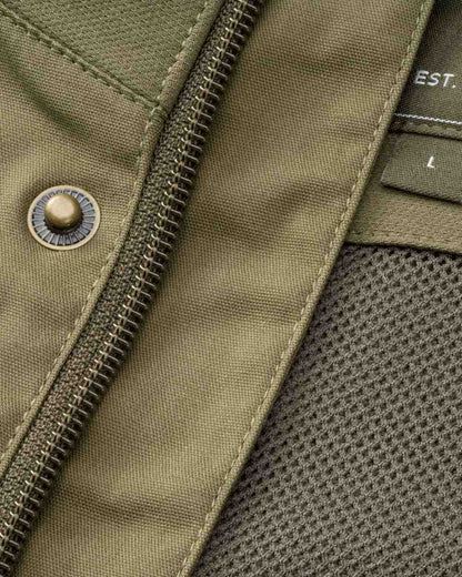 Hunting Olive Coloured Pinewood Mens Finnveden Hybrid Jacket on white background #colour_hunting-olive