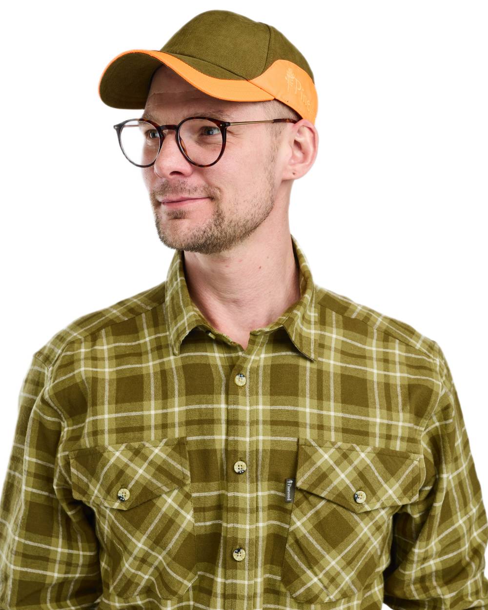 Olive Green coloured Pinewood Mens Harjedalen Shirt on white background #colour_olive-green