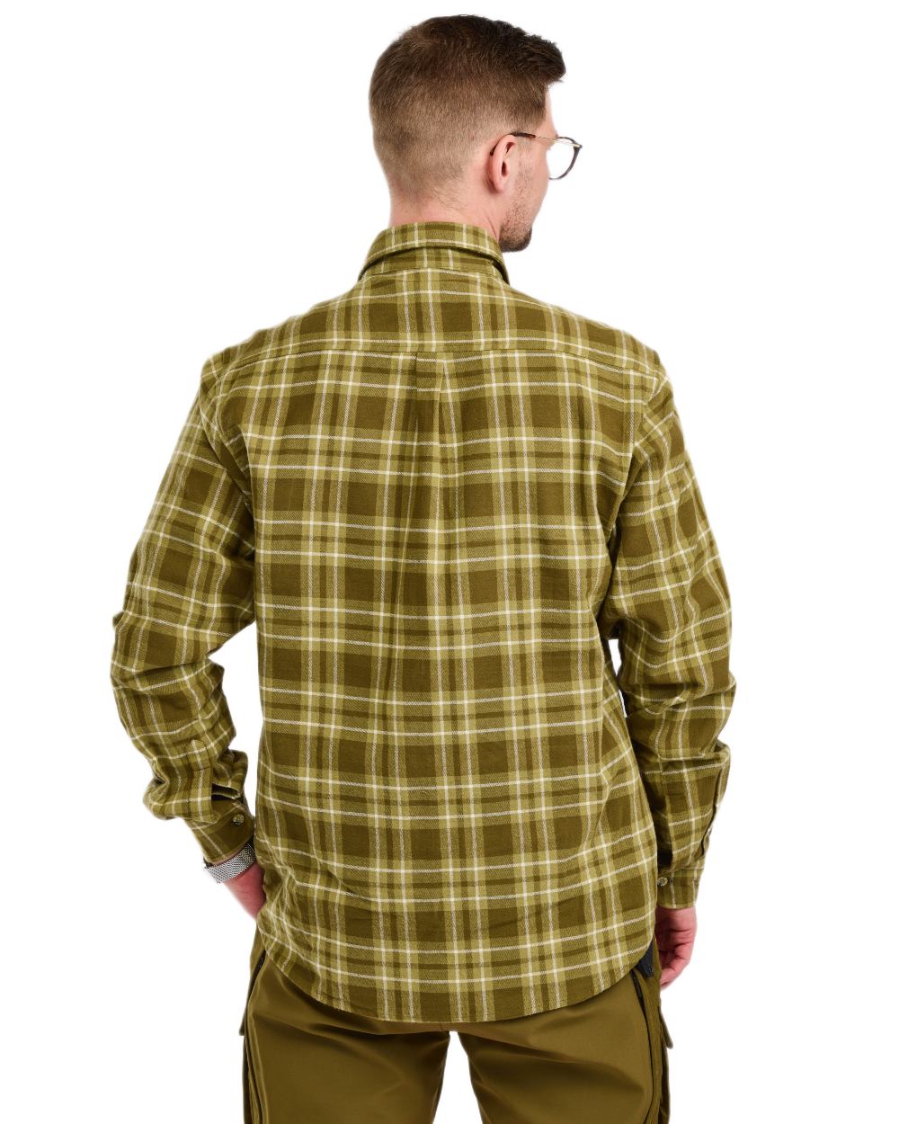 Olive Green coloured Pinewood Mens Harjedalen Shirt on white background #colour_olive-green