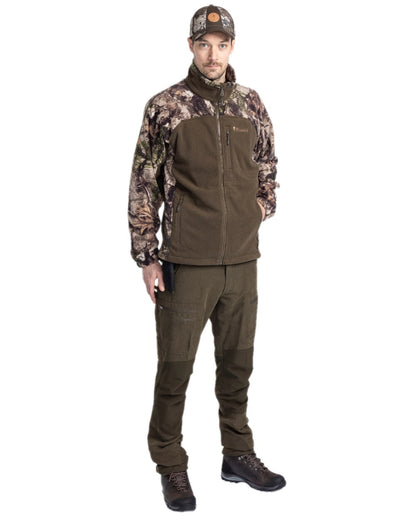 Atera Camou Hunting Green Coloured Pinewood Mens Furudal Hunters Camou Fleece Jacket on white background #colour_atera-camou-hunting-green