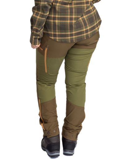 Leaf Hunting Olive Coloured Pinewood Womens Abisko Brenton Trousers on white background #colour_leaf-hunting-olive