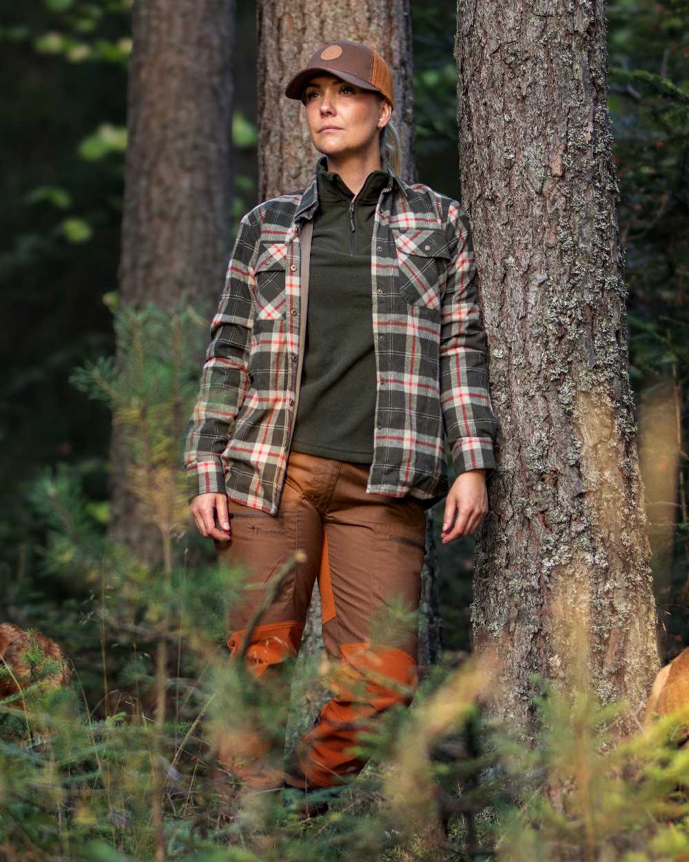 Nougat Fudge Coloured Pinewood Womens Caribou TC Trousers on outdoor background #colour_nougat-fudge