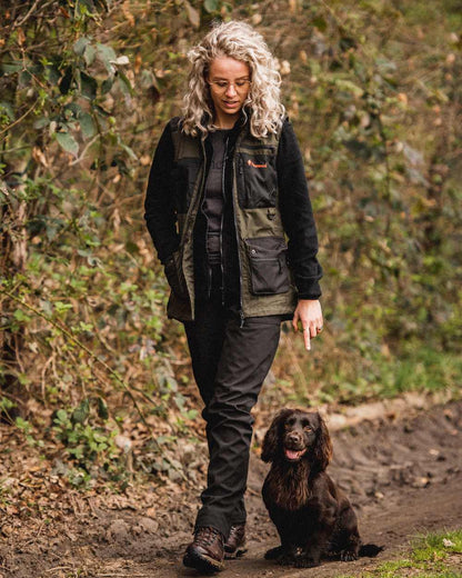 Black Coloured Pinewood Womens Finnveden Fleece Jacket on outdoor background #colour_black