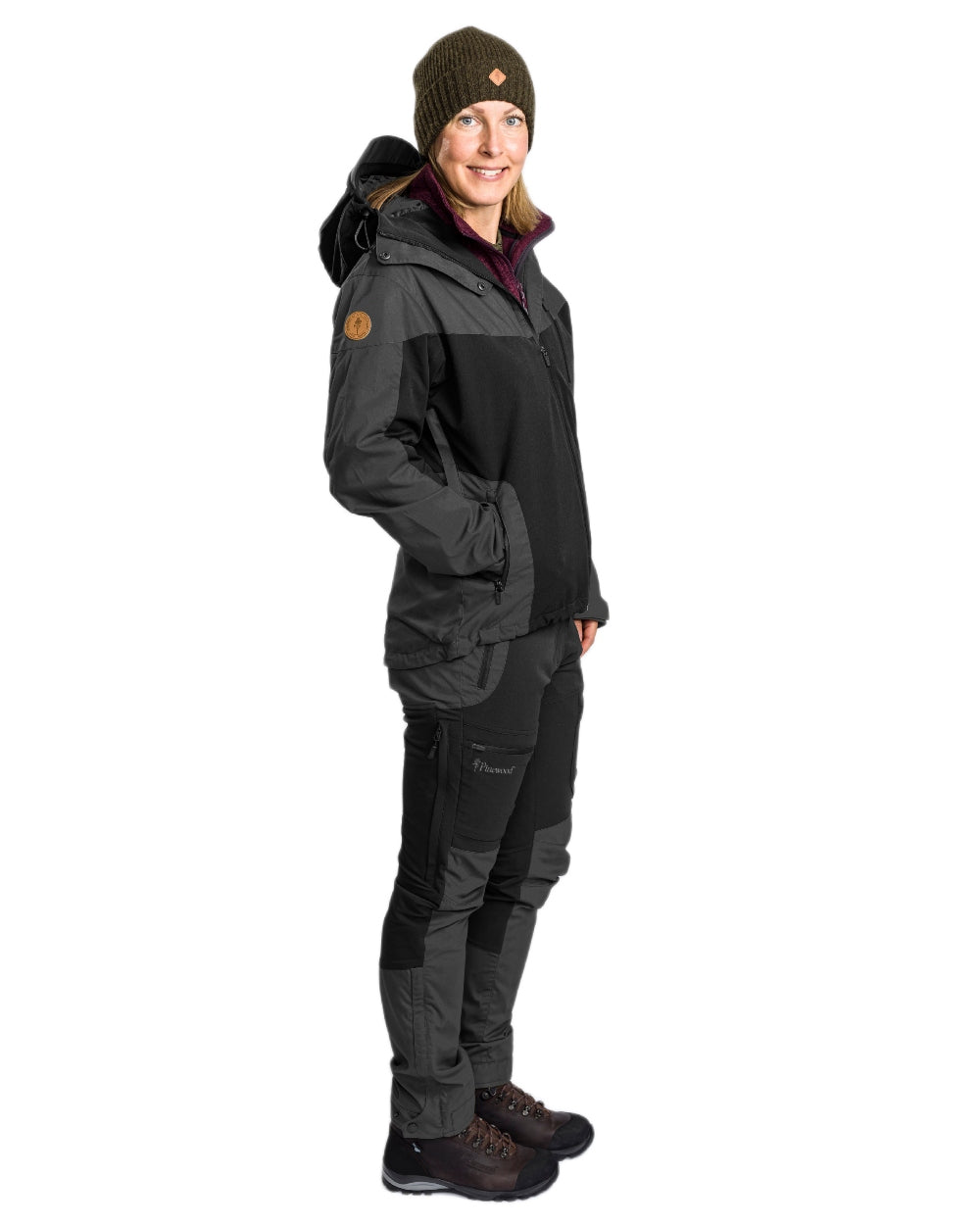 Black Dark Anthracite Coloured Pinewood Womens Finnveden Hybrid Extreme Jacket on white background #colour_black-dark-anthracite