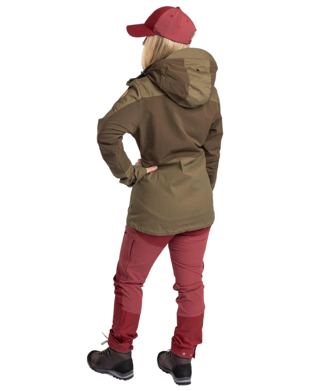 Dark Olive Hunting Olive coloured Pinewood Womens Finnveden Hybrid Jacket on white background #colour_dark-olive-hunting-olive