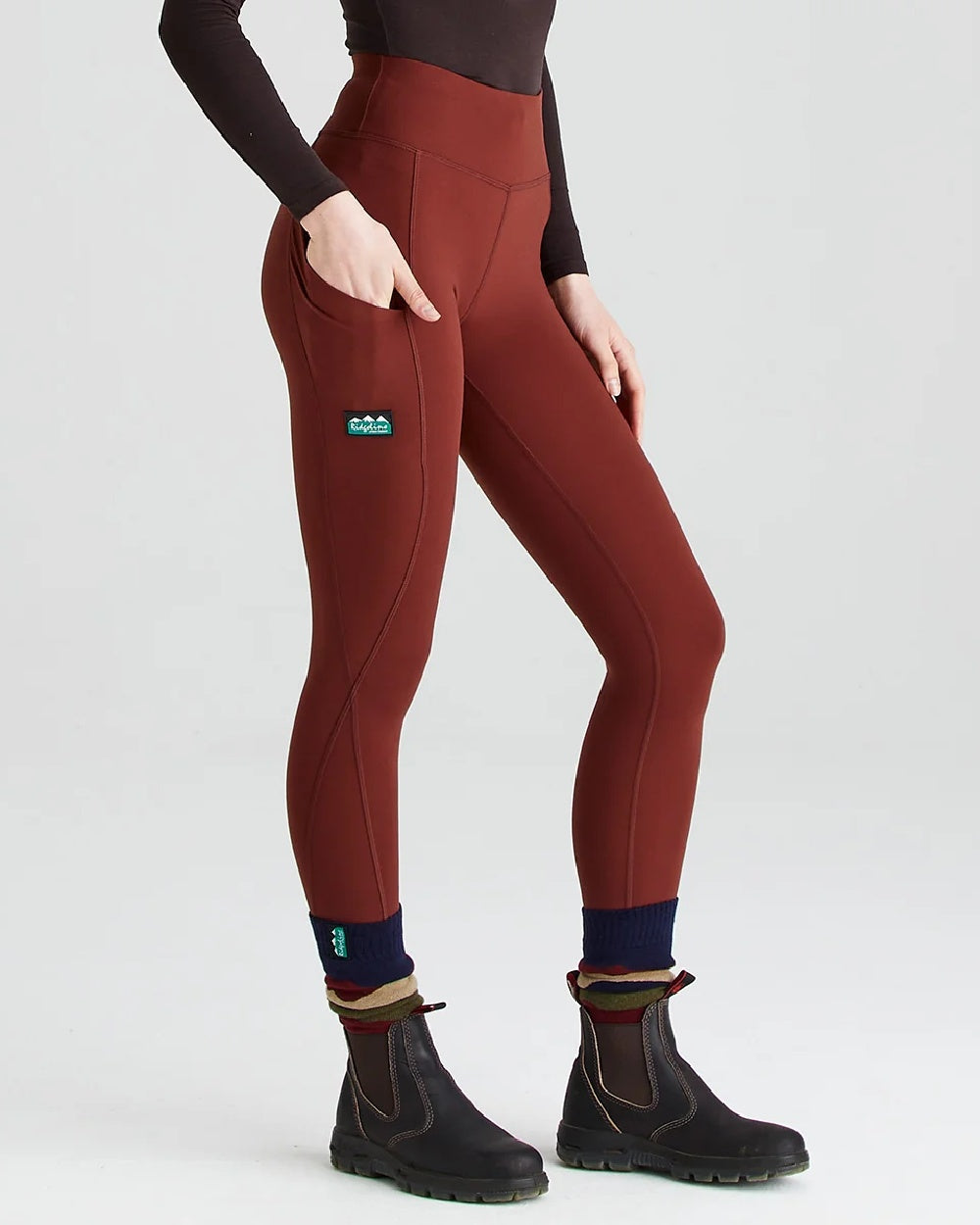 Oxblood coloured Ridgeline Ladies Infinity Leggings on grey background #colour_oxblood
