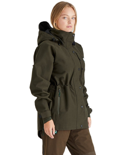 Deep Forest Coloured Ridgeline Ladies Monsoon Classic Jacket on white background #colour_deep-forest