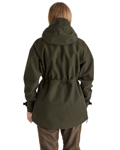Deep Forest Coloured Ridgeline Ladies Monsoon Classic Jacket on white background #colour_deep-forest