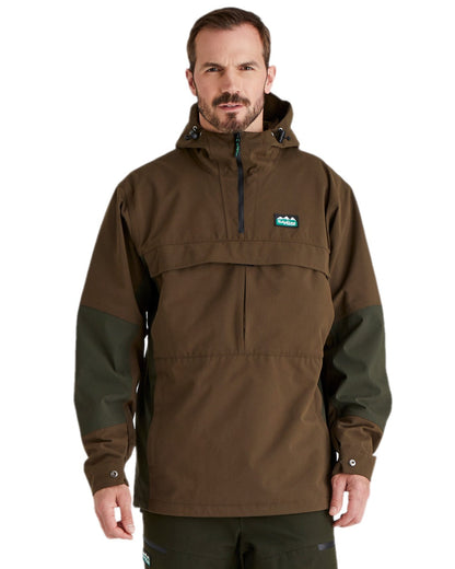 Bark Deep Forest Coloured Ridgeline Mens Cambrian Smock on white background #colour_bark-deep-forest