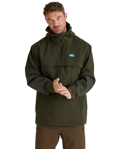 Deep Forest Coloured Ridgeline Mens Cambrian Smock on white background #colour_deep-forest