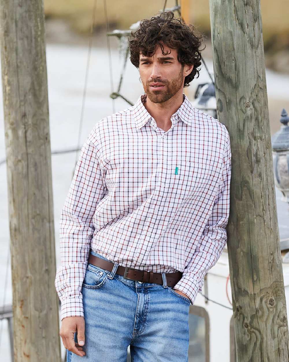 Shale Deep Russet Coloured Ridgeline Mens Sedgebrook Shirt on outdoor background #colour_shale-deep-russet