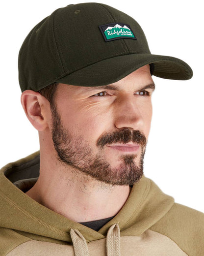 Deep Forest Coloured Ridgeline Monsoon Classic Cap on white background #colour_deep-forest