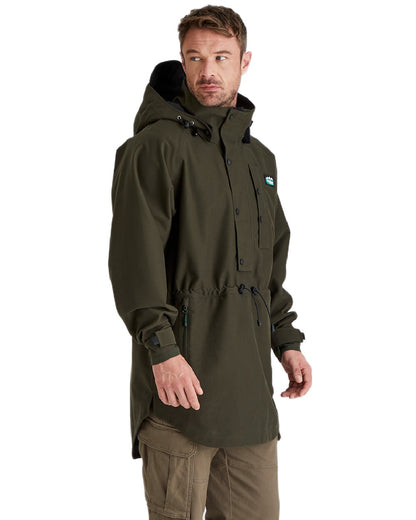 Deep Forest Coloured Ridgeline Monsoon Classic Waterproof Smock on white background #colour_deep-forest