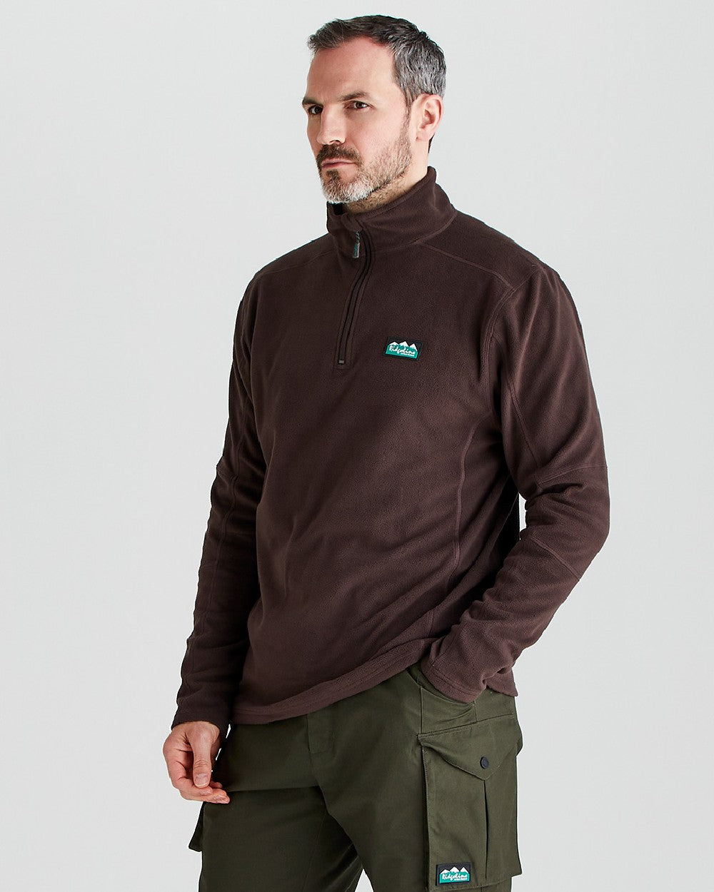 Deep Bark coloured Ridgeline Narvik Fleece on grey background #colour_deep-bark