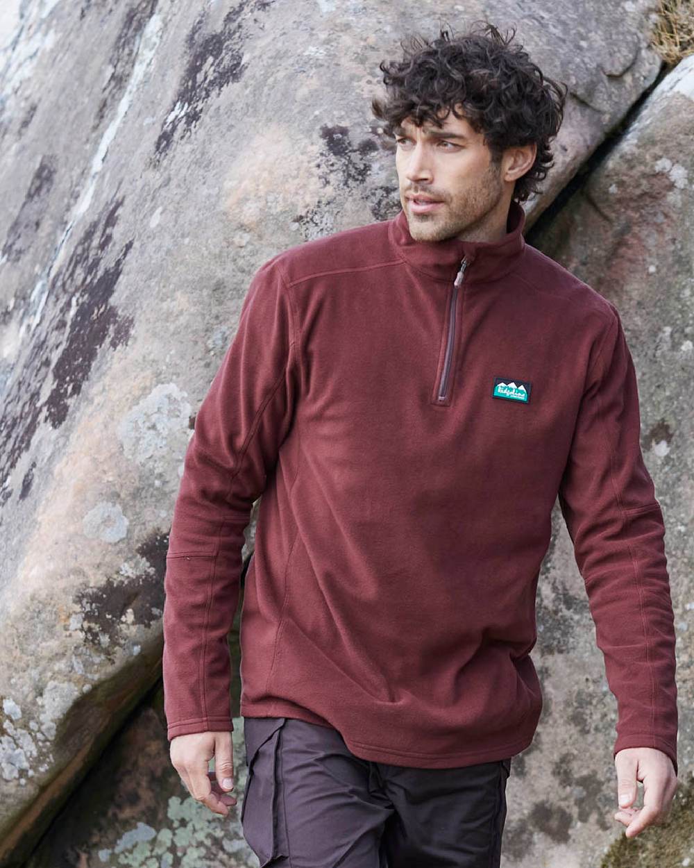 Oxblood coloured Ridgeline Narvik Fleece on yard background #colour_oxblood