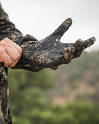 InVis MPC Green Coloured Seeland Aero Camo Cover Set on outdoor  background #colour_invis-mpc-green