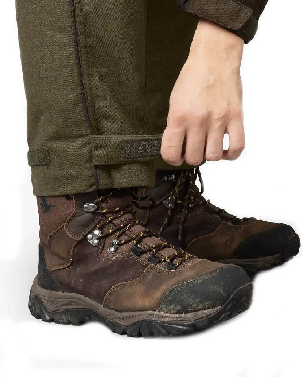 Pine Green Demitasse Brown Coloured Seeland Avail Aya Insulated Trousers on white background #colour_pine-green-demitasse-brown