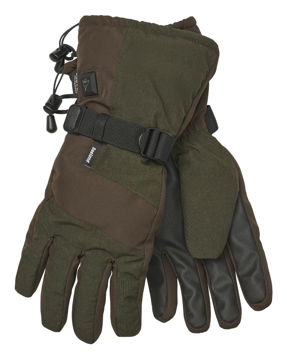 Pine Green coloured Seeland Celsius Heat Gloves on white background #colour_pine-green