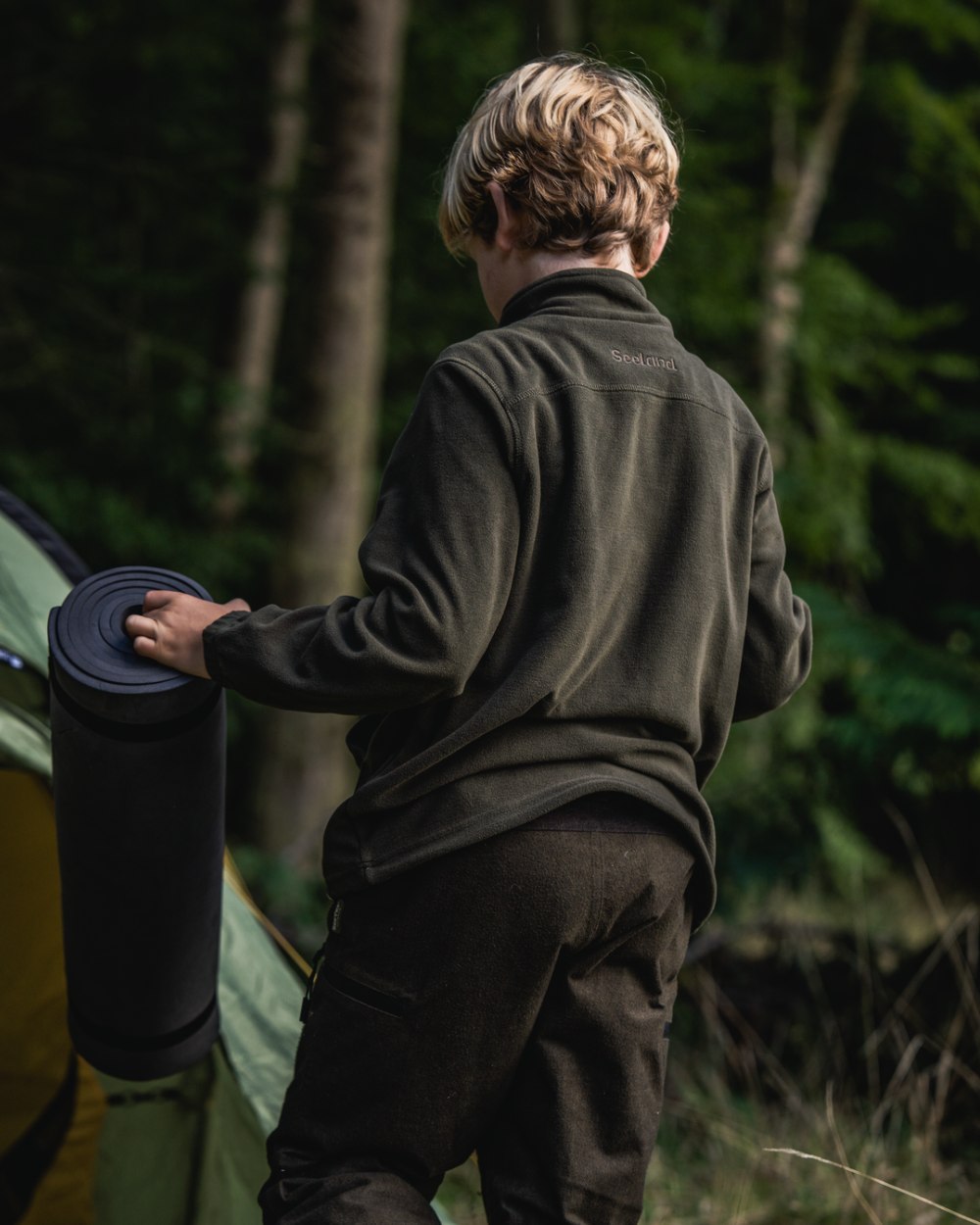 Pine Green Coloured Seeland Childrens Benjamin Fleece on outdoor background #colour_pine-green