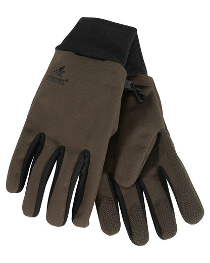 Pine Green Coloured Seeland Climate Gloves on White background #colour_pine-green