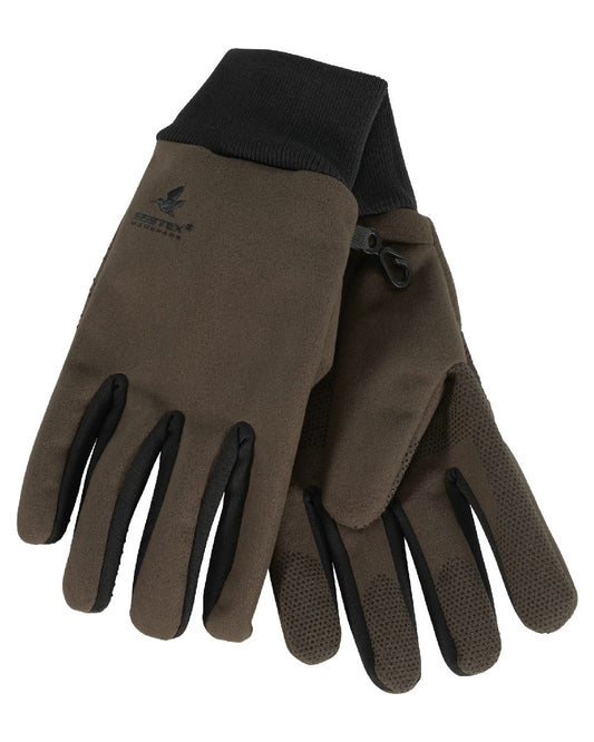 Pine Green Coloured Seeland Climate Gloves on White background #colour_pine-green