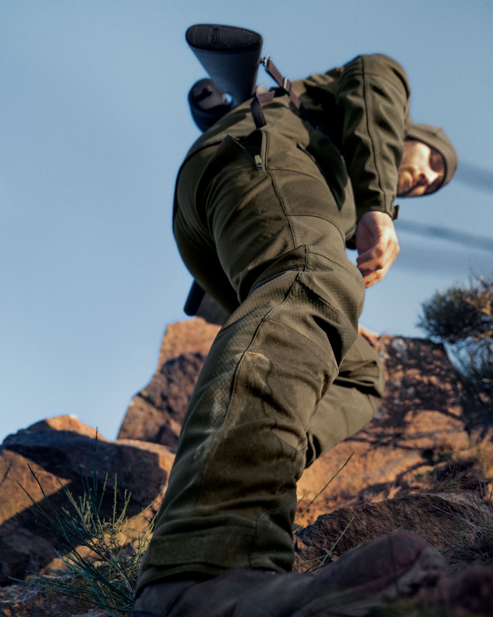 Pine Green Coloured Seeland Hawker Shell II Waterproof Trousers on outdoor background #colour_pine-green