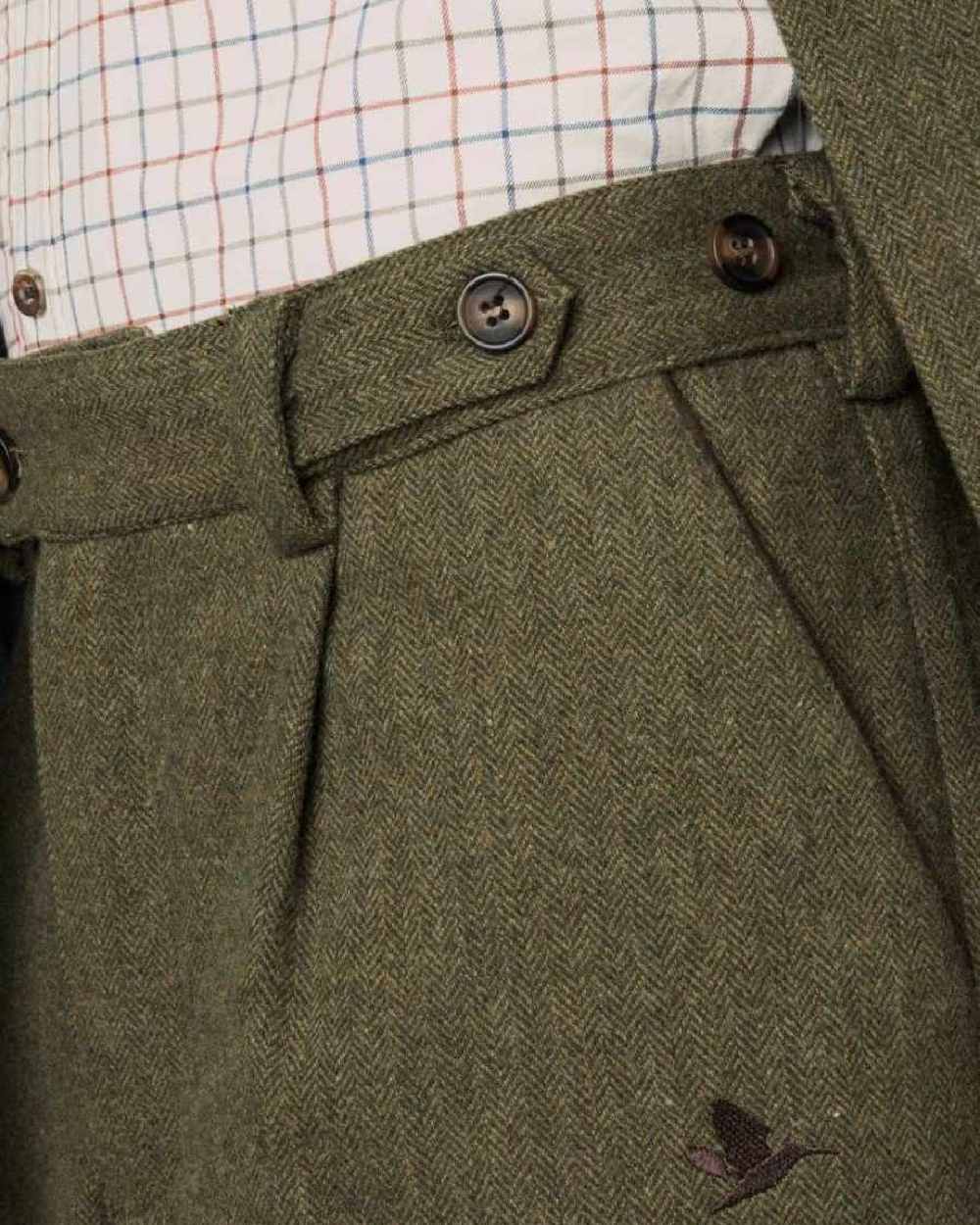 Moss Green Coloured Seeland Hillside Breeks on white background #colour_moss-green