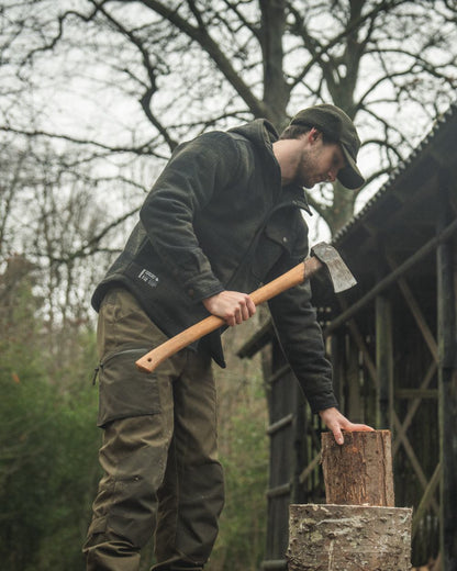 Pine Green Check Coloured Seeland Mens Canada Yukon Jacket on outdoor background #colour_pine-green-check