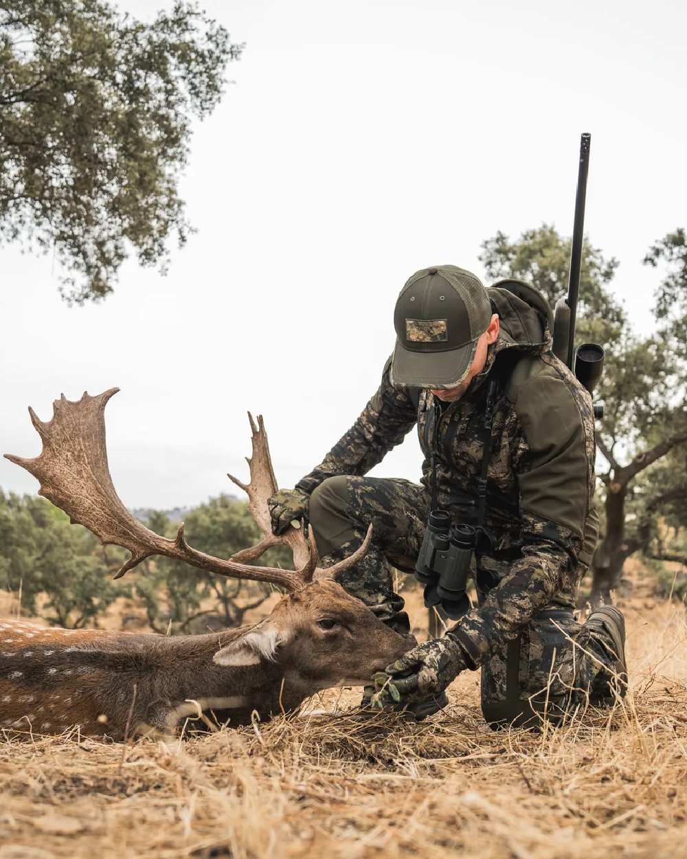 InVis MPC Green Coloured Seeland Mens Chaser Aero Camo Jacket on outdoor background #colour_inVis-mpc-green