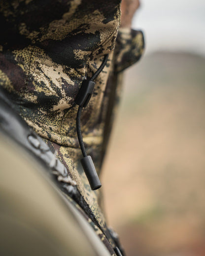 InVis MPC Green Coloured Seeland Mens Chaser Aero Camo Jacket on outdoor background #colour_inVis-mpc-green