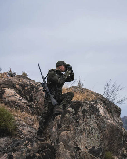 InVis MPC Green Coloured Seeland Mens Chaser Aero Camo Jacket on outdoor background #colour_inVis-mpc-green