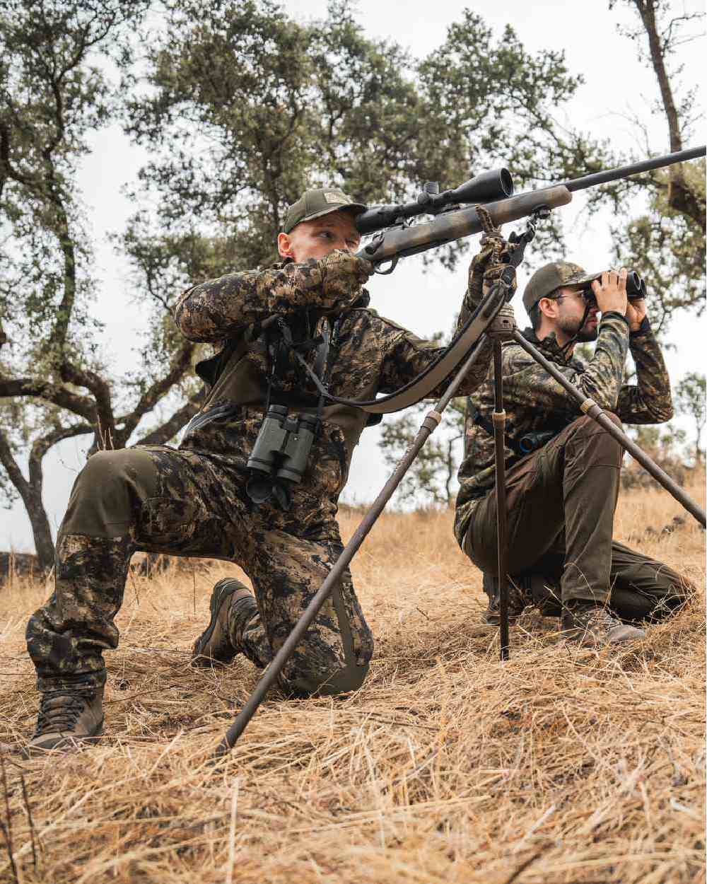 Invis MPC Green Coloured Seeland Mens Chaser Aero Camo Trousers on outdoor background #colour_invis-mpc-green