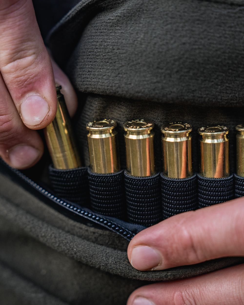 Pine Green coloured Seeland Mens Chaser BGH Smock on forest background #colour_pine-green