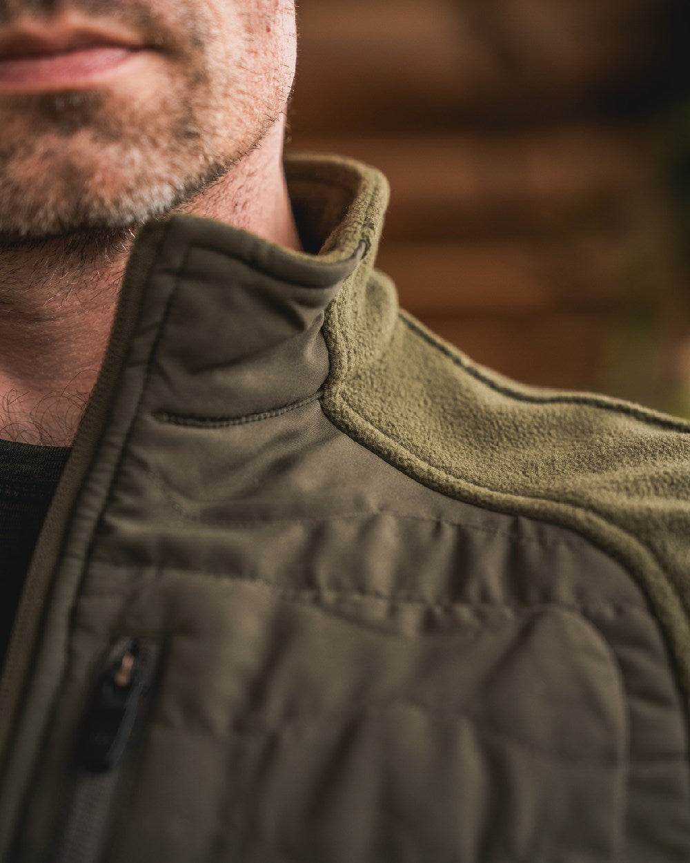 Pine Green Coloured Seeland Mens Gale Fleece Waistcoat on outdoor background #colour_pine-green