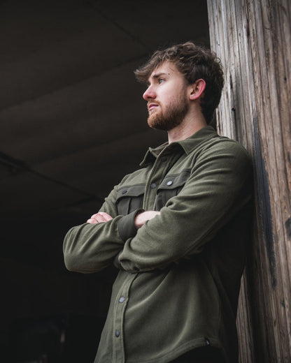 Grape Leaf Coloured Seeland Mens Gust Fleece Shirt on outdoor background #colour_grape-leaf